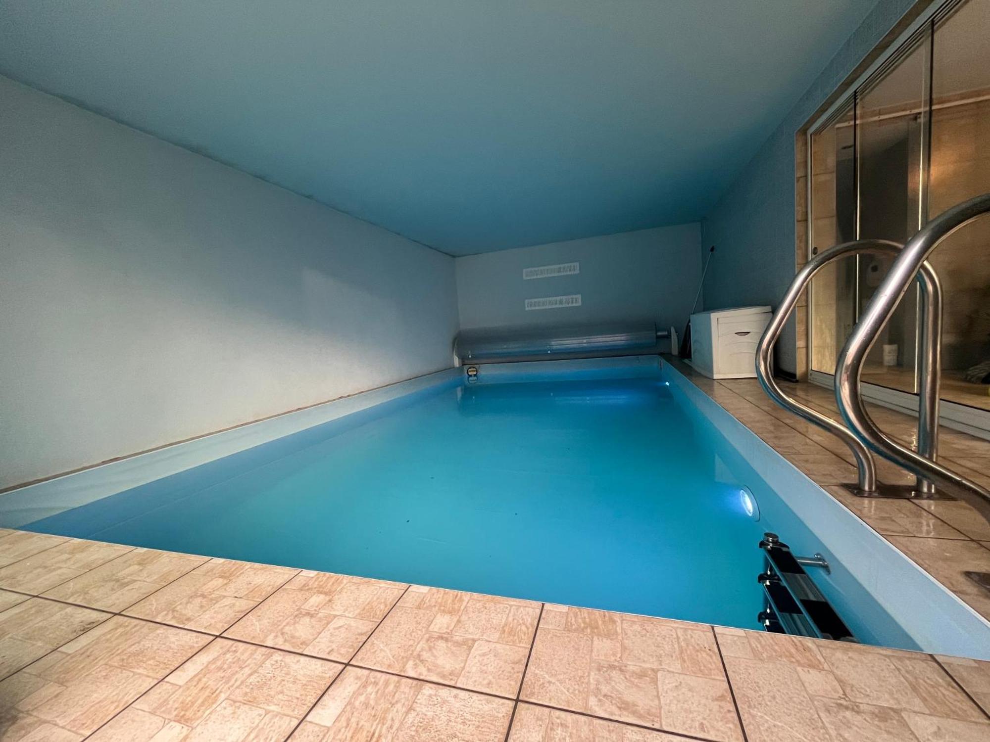 Villa Avec Piscine Interieure Holtzheim Eksteriør billede