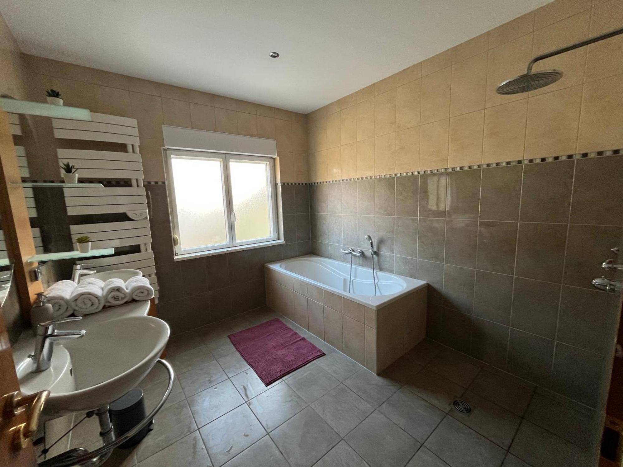 Villa Avec Piscine Interieure Holtzheim Eksteriør billede