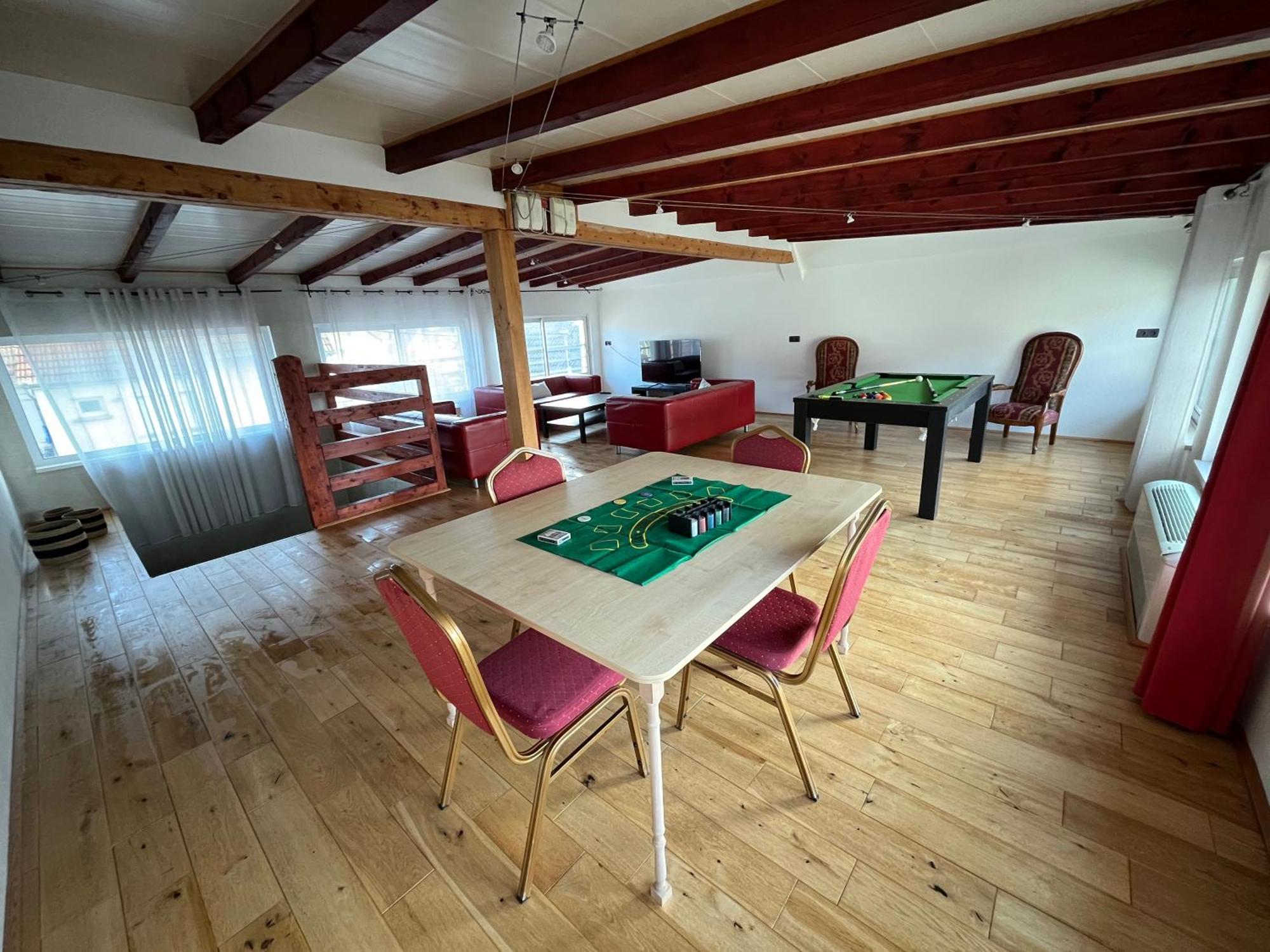 Villa Avec Piscine Interieure Holtzheim Eksteriør billede
